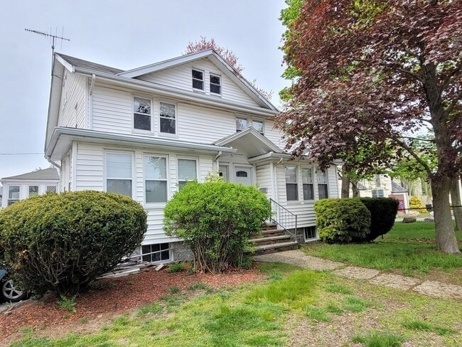 Photo - 15 West St Townhome