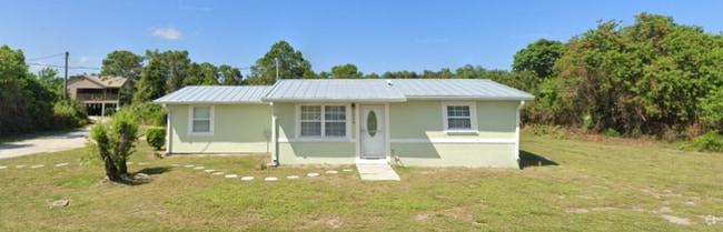 Building Photo - 2910 49th St Rental