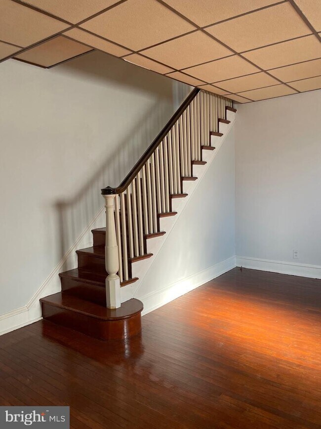 Photo - 749 Yeadon Ave House