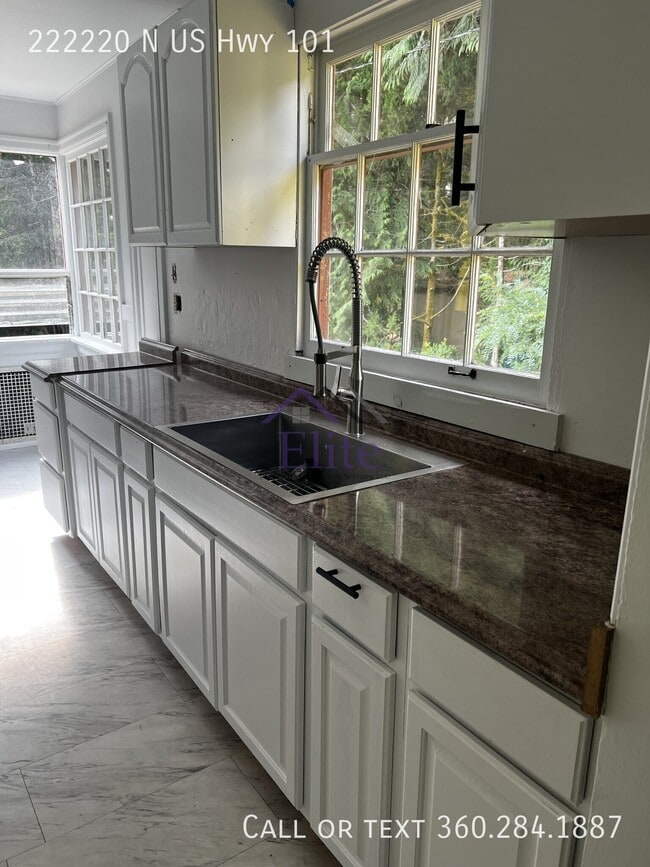 222220 N US Hwy 101-