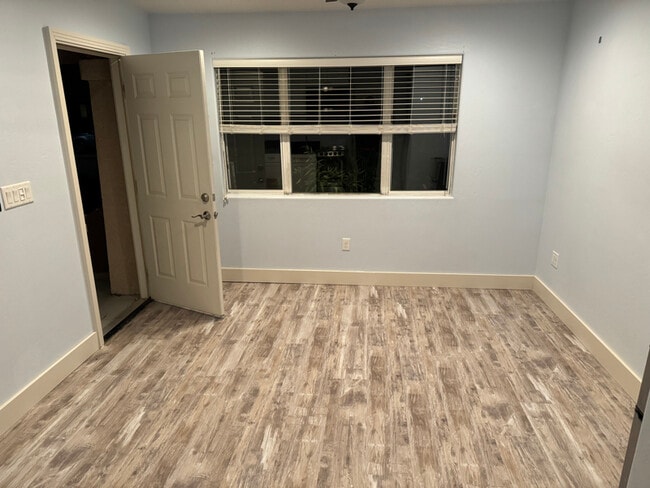 Photo - 278 Pinecrest Pl