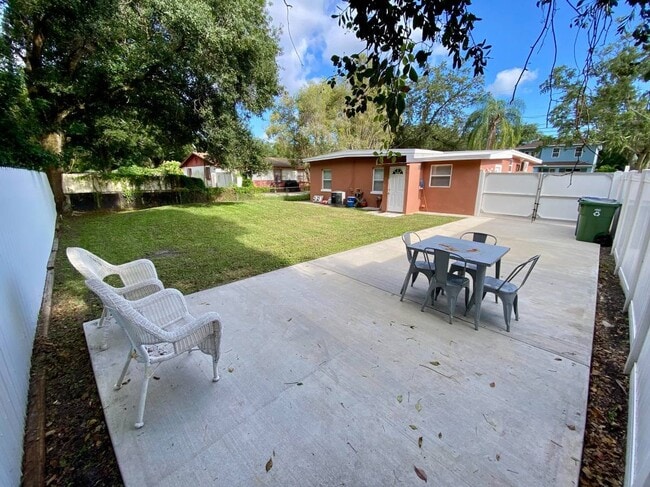 Photo - 4001 W Comanche Ave