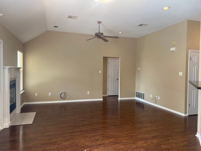 Photo - 4 BEDROOM BELTON ISD