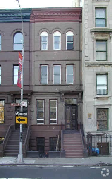 Photo - 40 W 120th St
