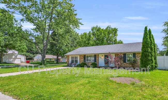 Photo - 802 Stratford Dr