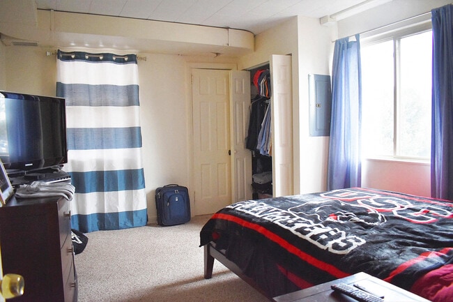 Photo - 5644 Hempstead Road