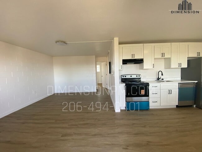 Photo - Christine Apartments