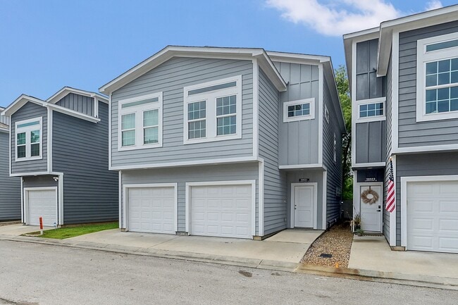 Building Photo - 18821 Luminescent Ln Rental