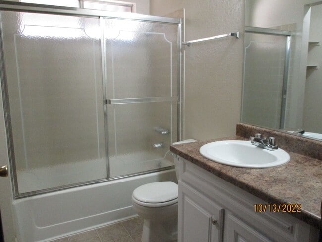 Photo - 3140 Unidad 3146