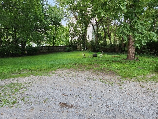 2BR/1BA in Fantastic East Nashville Location!