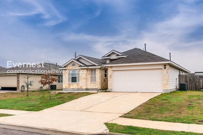 Photo - 120 Jim Dandy Dr