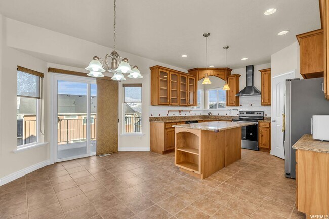 Photo - AMAZING 2 STORY HOME w/ 4 CAR GARAGE!