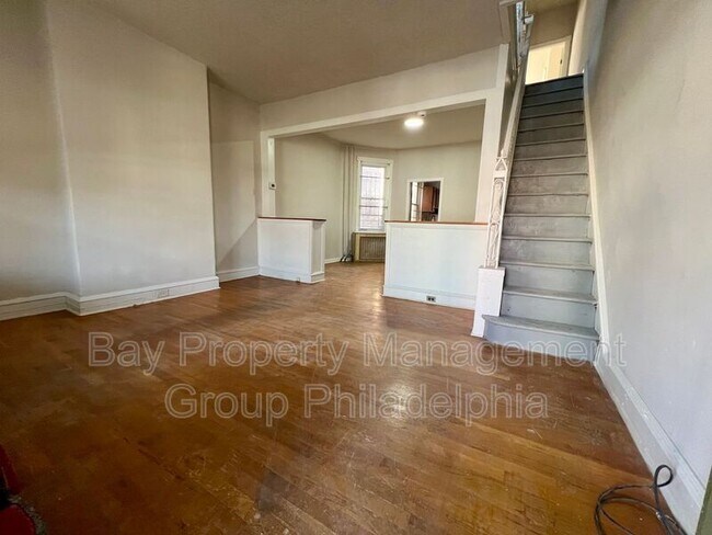 Photo - 5440 Kingsessing Ave