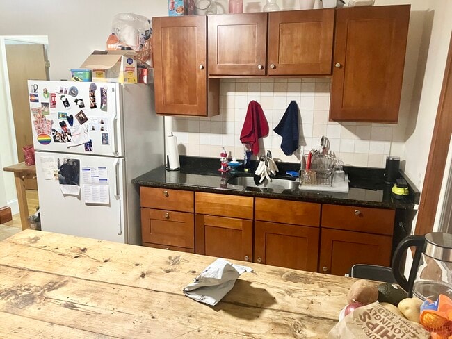 kitchen - 188 Hillside St Unit 2