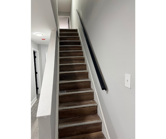 Photo - 3325 E Monument St Unit 1B AVAILABLE $700 1B