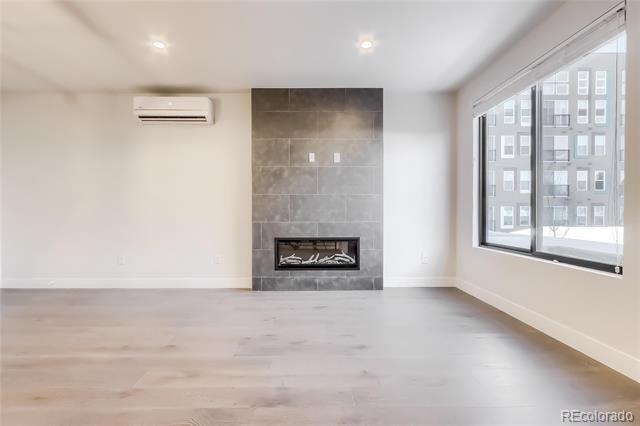 Photo - 1937 S Columbine St