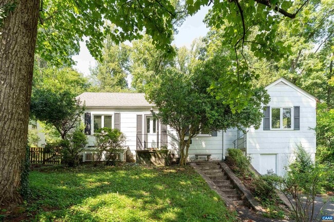 Building Photo - 1429 Gentry Ln