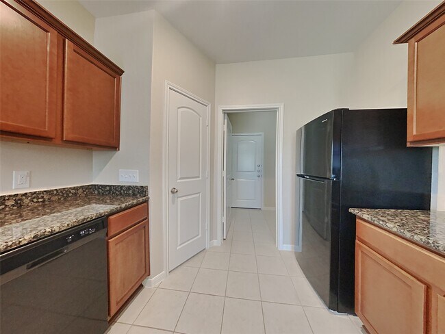Photo - 692 Totem Trail Dr