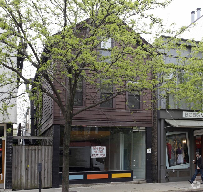 Photo - 851 W Armitage Ave