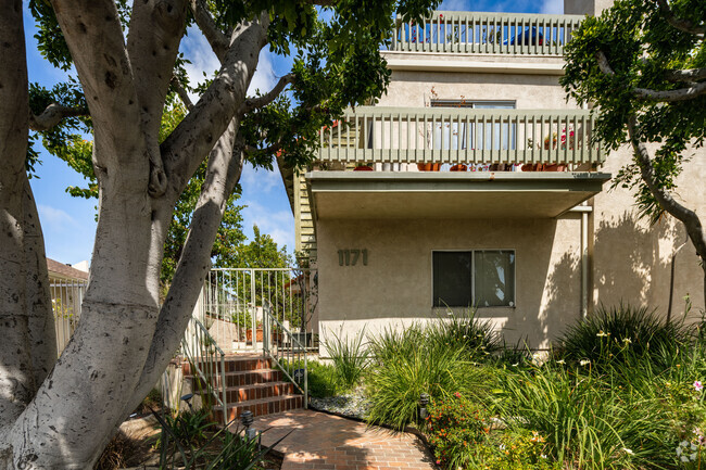 Building Photo - 1171 Stanford St Rental