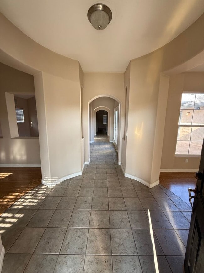 Photo - Spacious 5-Bedroom, 2-Bathroom Home in Southwest Bakersfield