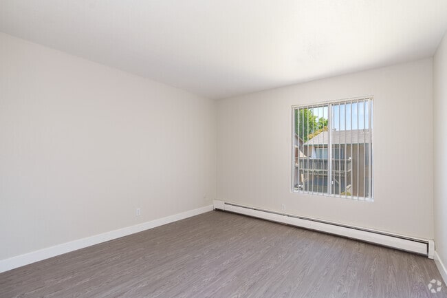 1BR, 1BA - 625SF - The Pine - Bedroom - Garden Village Apartments