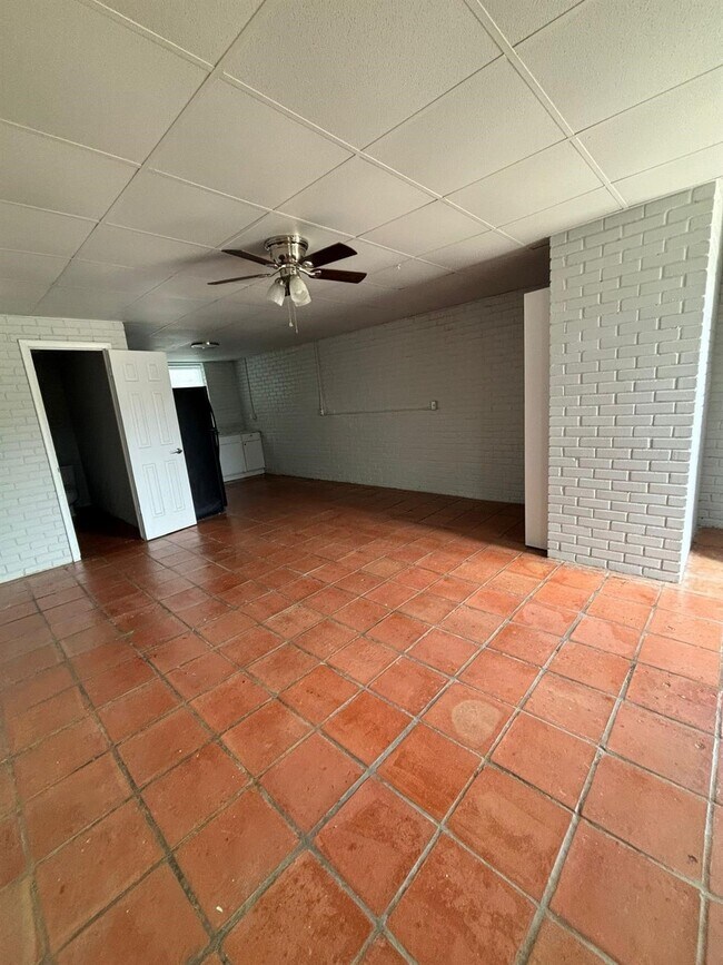 Photo - 1627 FM351 Unit 4
