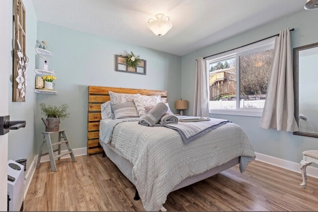 Photo - 2585 Lilly Dr