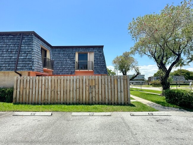 Photo - 416 Arabian Rd Townhome