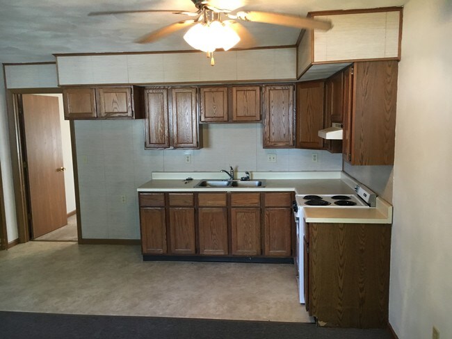 1 bedroom - Amanda Lane Apartments