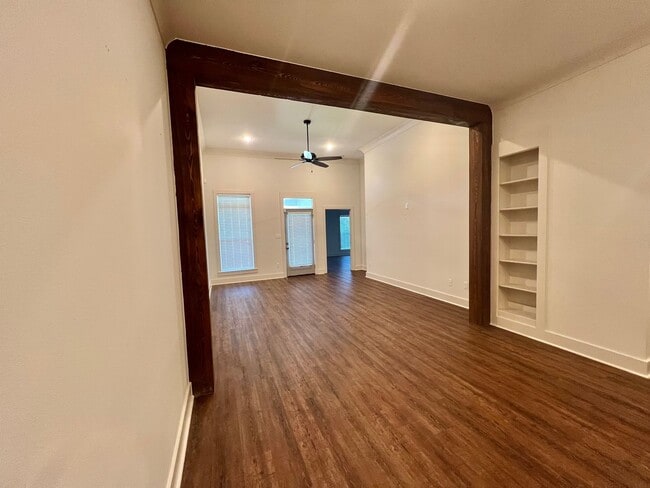 Photo - Spacious Two Bedroom Townhouse off Jefferson Hwy