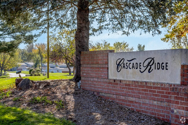 Cascade Ridge Sign