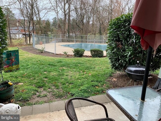 Photo - 1521 Colonial Dr Unit T2