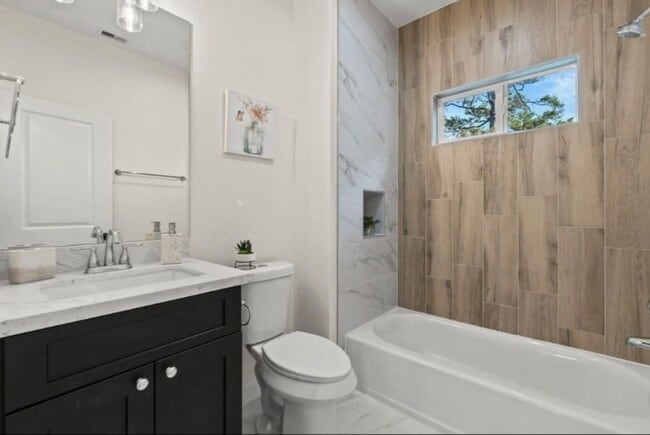 Photo - 8149 Talton St