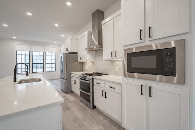 Photo - Gated Luxury Townhomes with yard + Roof Patio