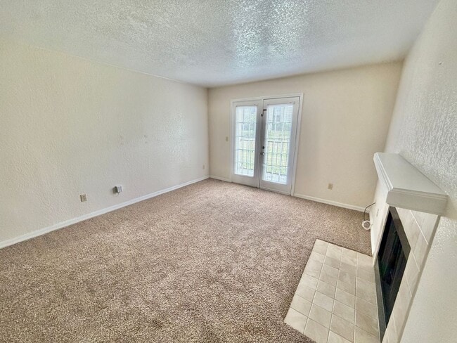 Photo - Orlando - 1 Bedroom, 1 Bathroom - $1,295.00 Unit r2550n5105