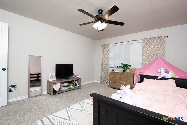 Photo - 1756 Meadow Crest