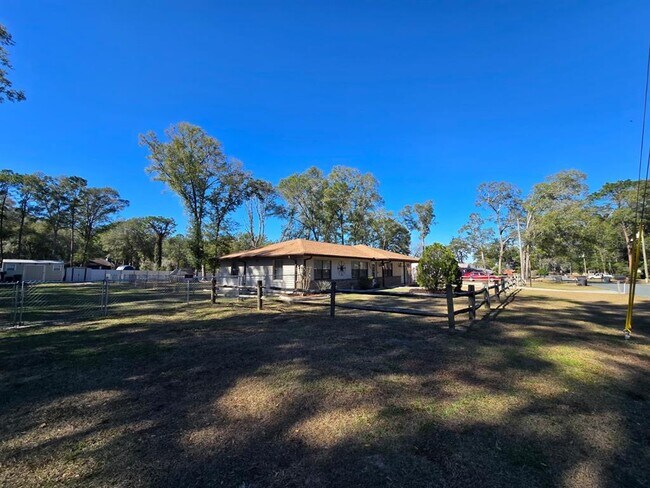 Photo - 2606 NE 22nd Ave