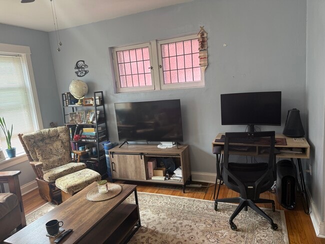 Photo - 5225 Bancroft Ave