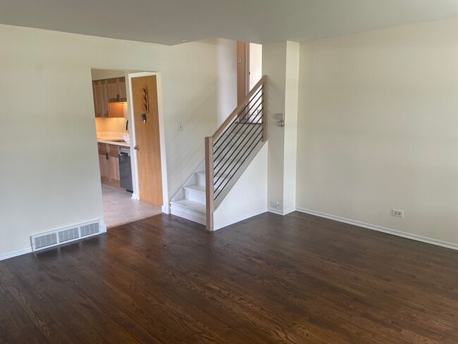 Living room - 4115 N Washington St