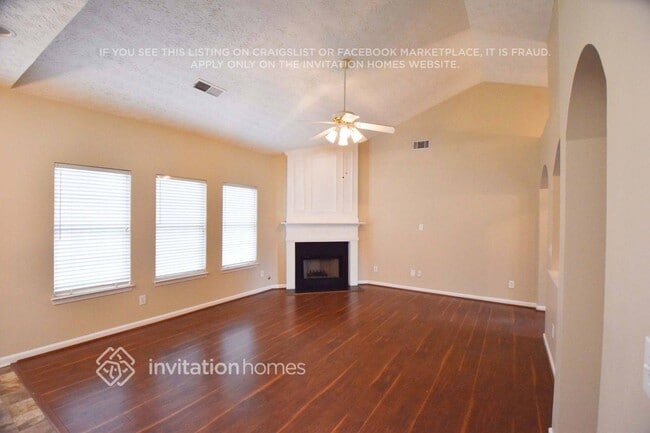 Photo - 6872 Bridgewood Dr