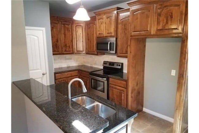 Photo - 640 Kimbrough St