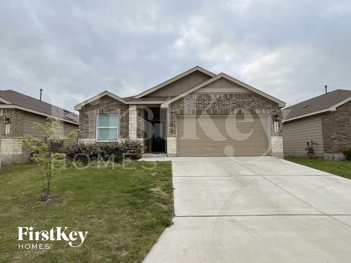 Photo - 1220 Treehouse Ln