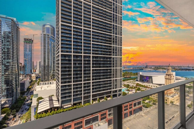 Photo - 501 NE 1st Ave Unit SI ID1509614P