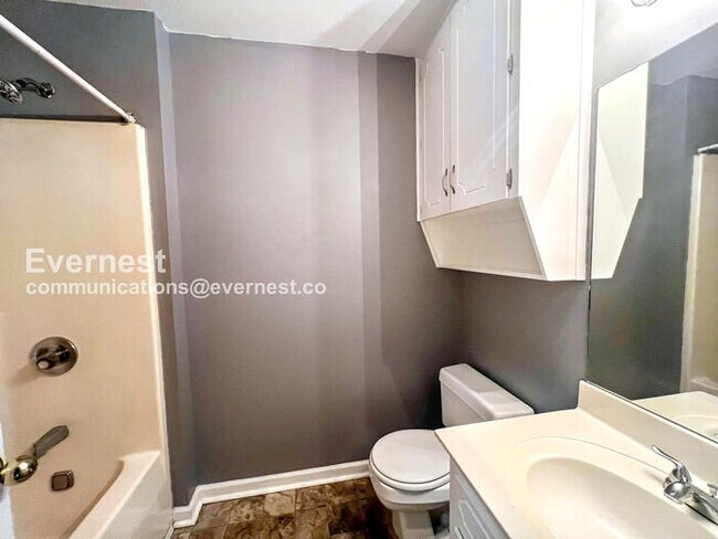 Photo - 44 Barnwell Dr