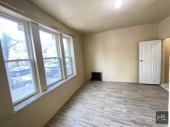 Building Photo - 888 Belmont Ave Rental