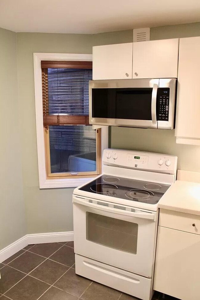 Photo - 1152 Dean St