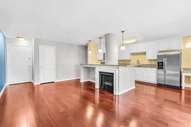 Photo - 300 Glenwood Cir Unit Apt 294