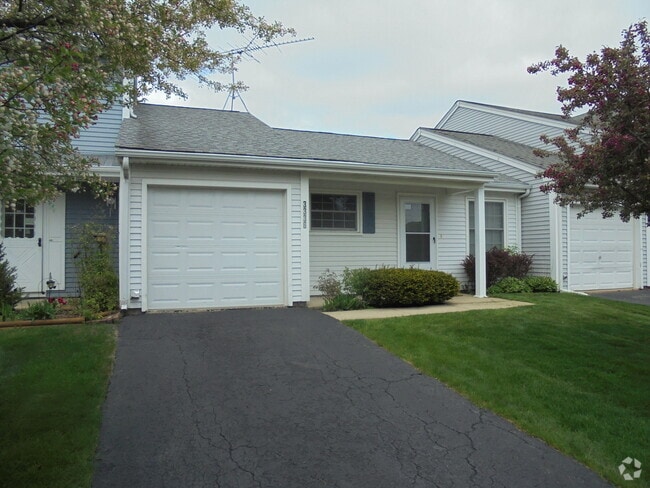 Building Photo - 3336 Greenwich Ln Rental