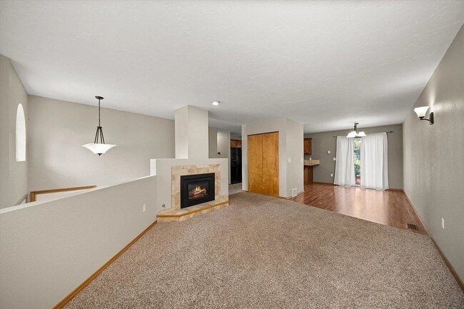 Photo - 4017 E 33rd Ave